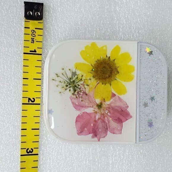 Real Flower AirPod Case 2 Yellow & Pink - Picture 6 of 6